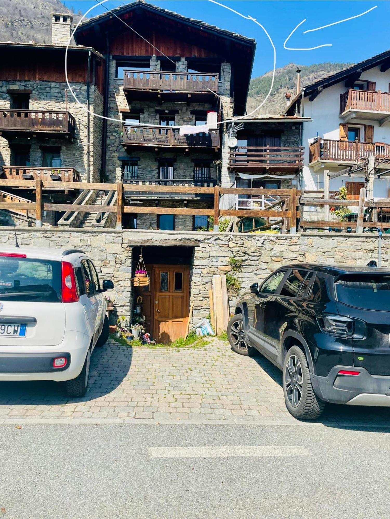A Sarre Con Giardino E Vista Panoramica Aosta