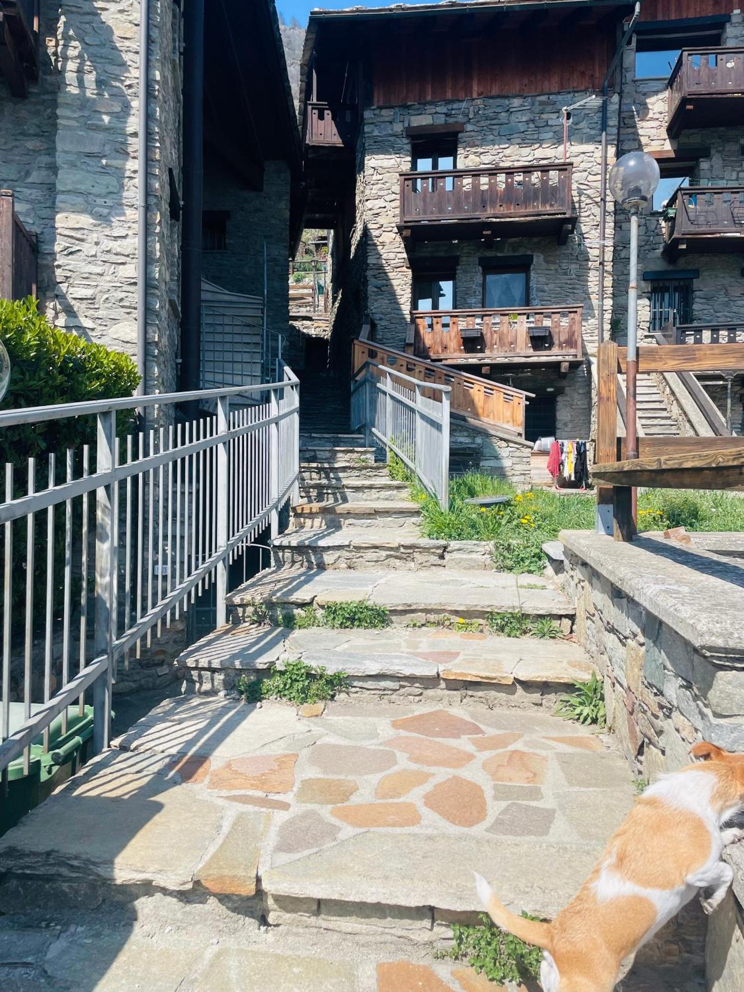 A Sarre Con Giardino E Vista Panoramica Aosta